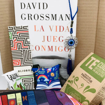 Unboxing caja literaria mensual: junio